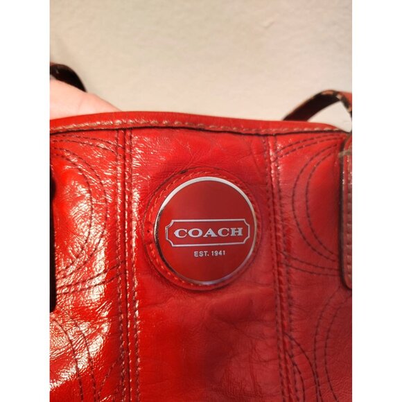 Vintage Coach Red Leather Shoulder Bag Embosses Stitching Inside Snap Pouch READ - Picture 6 of 13